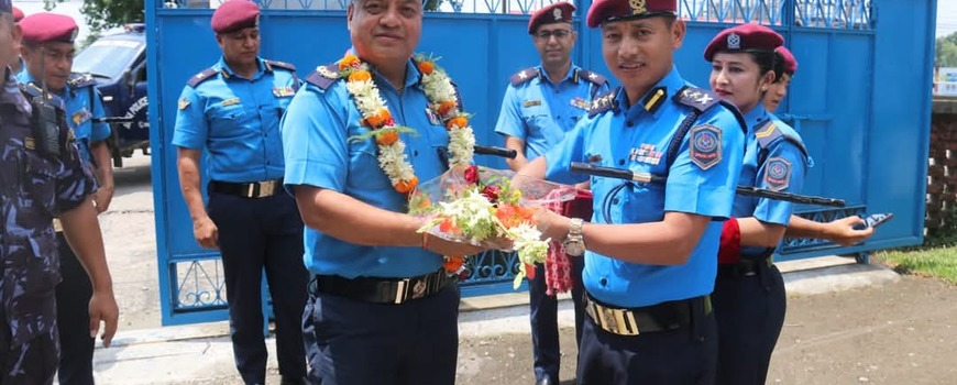  आर्थिक प्रलोभनमा नपरी काम गर्न झापा प्रहरीलाई डिआइजी कार्कीको निर्देशन
