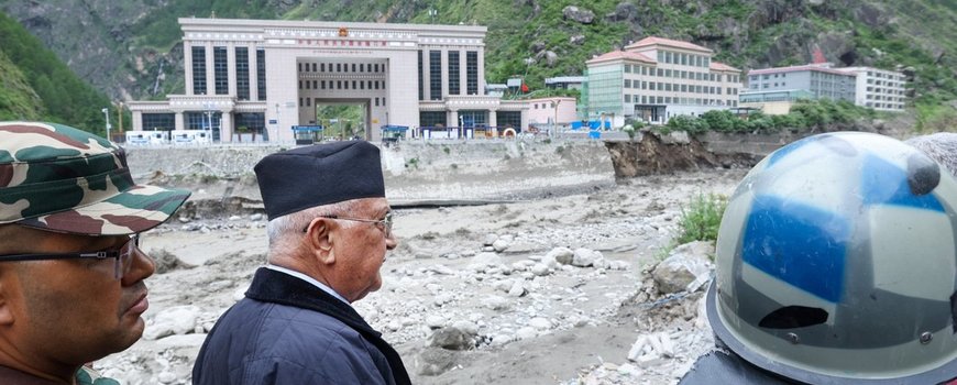 बाढी प्रभावित क्षेत्रमा प्रधानमन्त्रीको निरीक्षण 