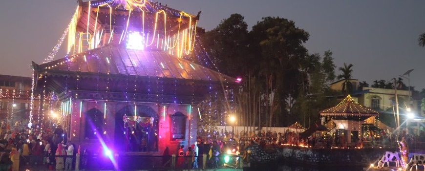 अर्जुनधारा जलेश्वर धाममा शतबीज छर्ने भक्तजनको घुइँचो अर्जुनधारा जलेश्वर धाममा शतबीज छर्ने भक्तजनको घुइँचो