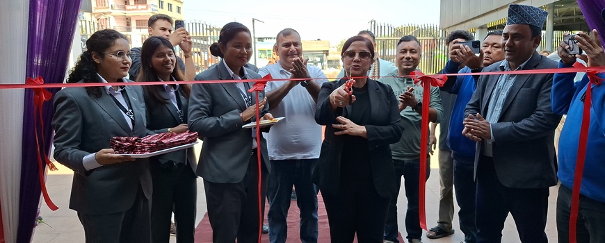 कियाले बिर्तामोडमा आफ्नो नयाँ शोरूम गर्याे उद्घाटन कियाले बिर्तामोडमा आफ्नो नयाँ शोरूम गर्याे उद्घाटन