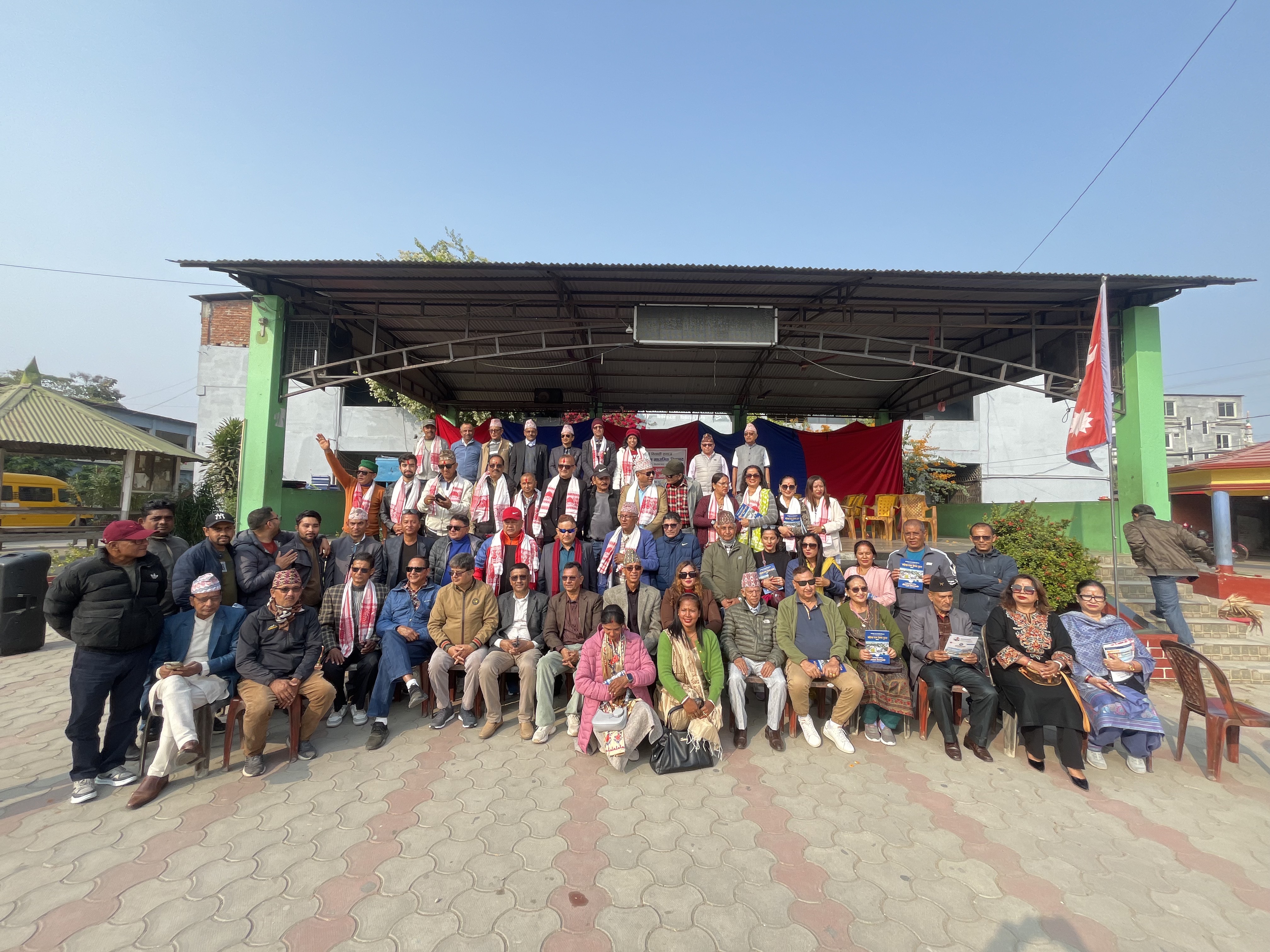 received_1418645559906752