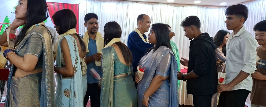 गाेमेन्द्र बिर्ता माेडलका  कक्षा १२ का विद्यार्थीकाे  बिदाई