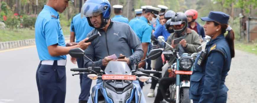 दसैँमा कोशीमा ४१३ सवारी दुर्घटना, २२ जनाको मृत्यु दसैँमा कोशीमा ४१३ सवारी दुर्घटना, २२ जनाको मृत्यु